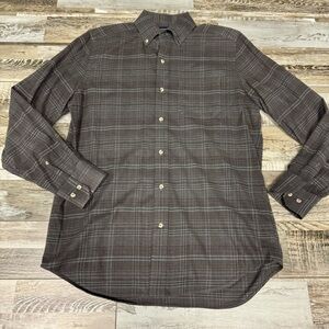 Southern Tide Men’s Long Sleeve Shirt Small Brown Plaid
Standard Fit